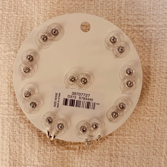 LOFT Silver Stud Earring Set 9 Pairs New in Package Sparkling Sparkle - Picture 3 of 4